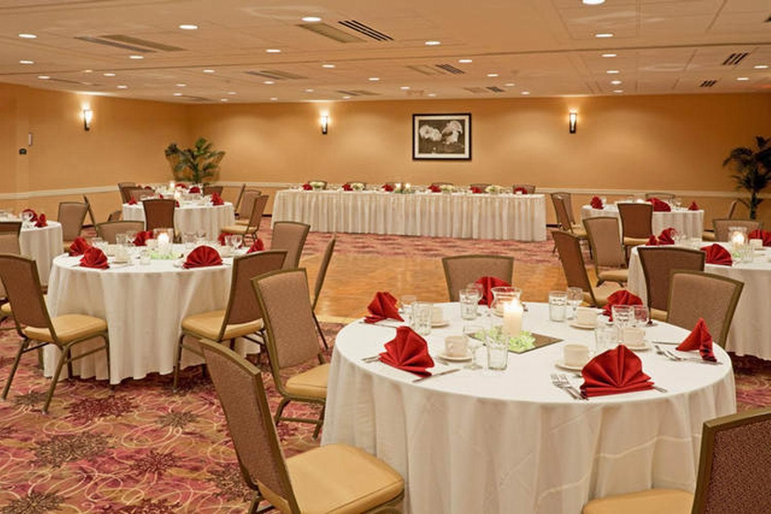 Armoni Inn & Suites Orangeburg Екстериор снимка
